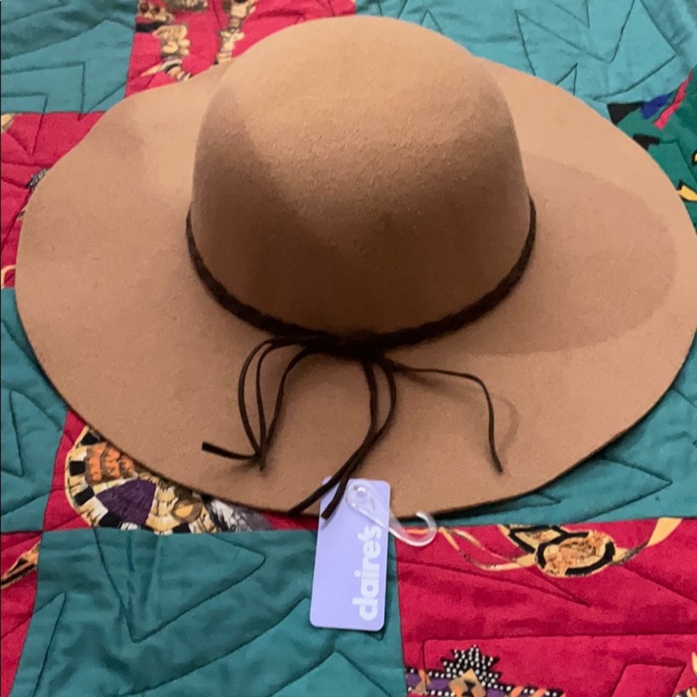 Tan sun hat - Picture 2 of 4